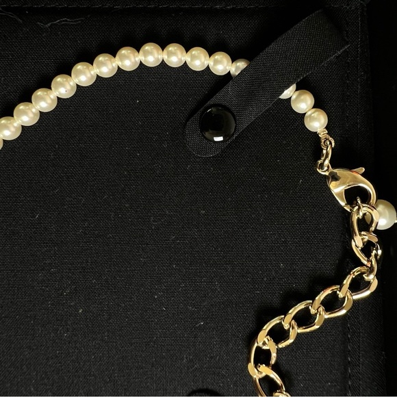 Chanel chocker - Picture 3 of 4